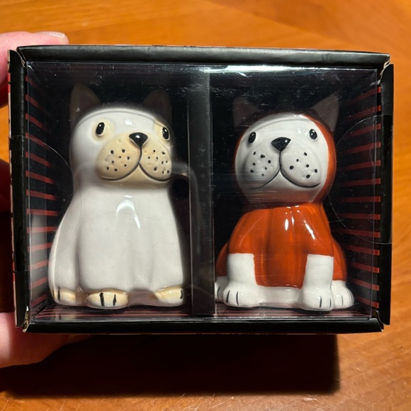French Bulldog Salt & Pepper Shakers - Picture 1 of 6